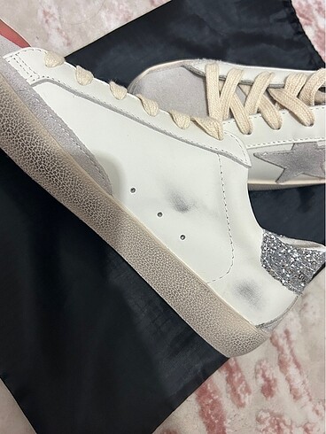 Golden Goose Deluxe golden goose