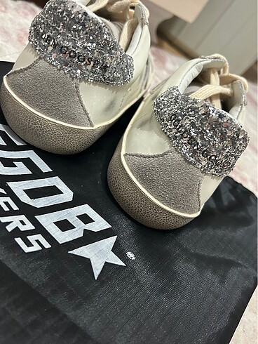 36 Beden golden goose