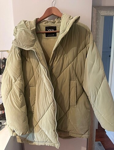 Zara mont