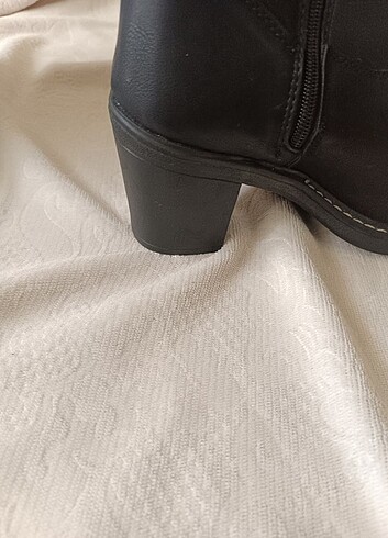 36 Beden siyah Renk Kadın topuklu çizme
