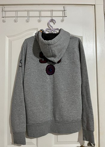 Gri Kapüşonlu Baskılı Kadın Sweatshirt - Görsel 6