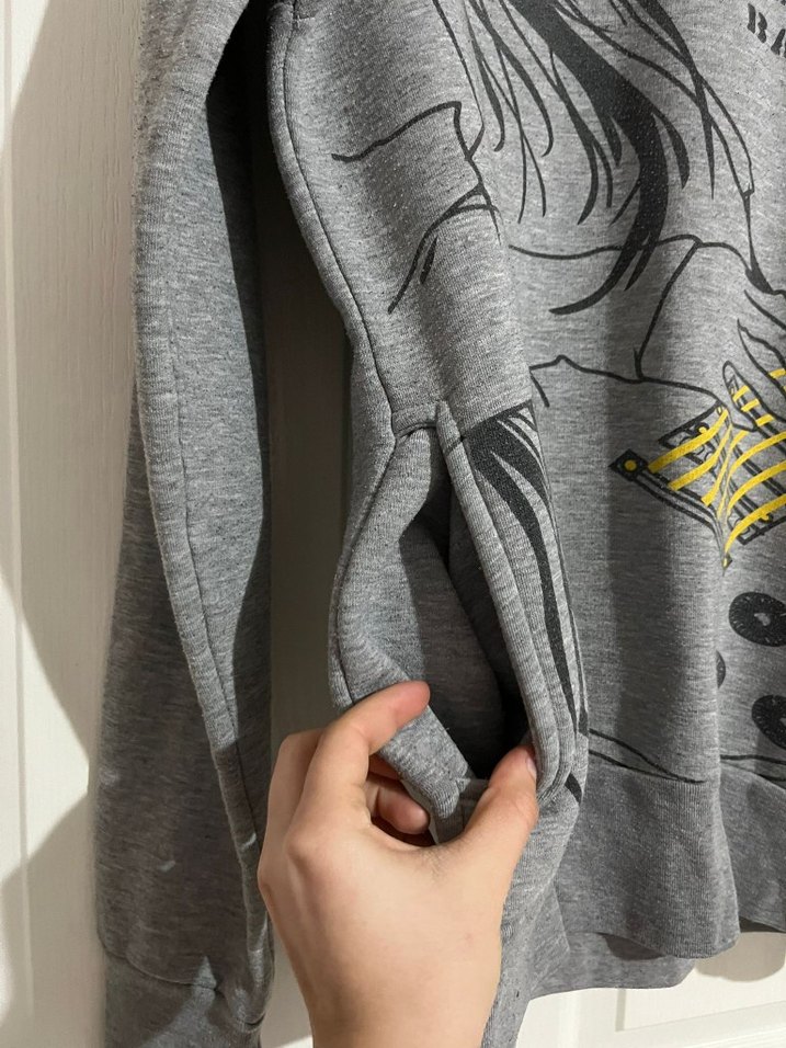 Gri Kapüşonlu Baskılı Kadın Sweatshirt - Görsel 3