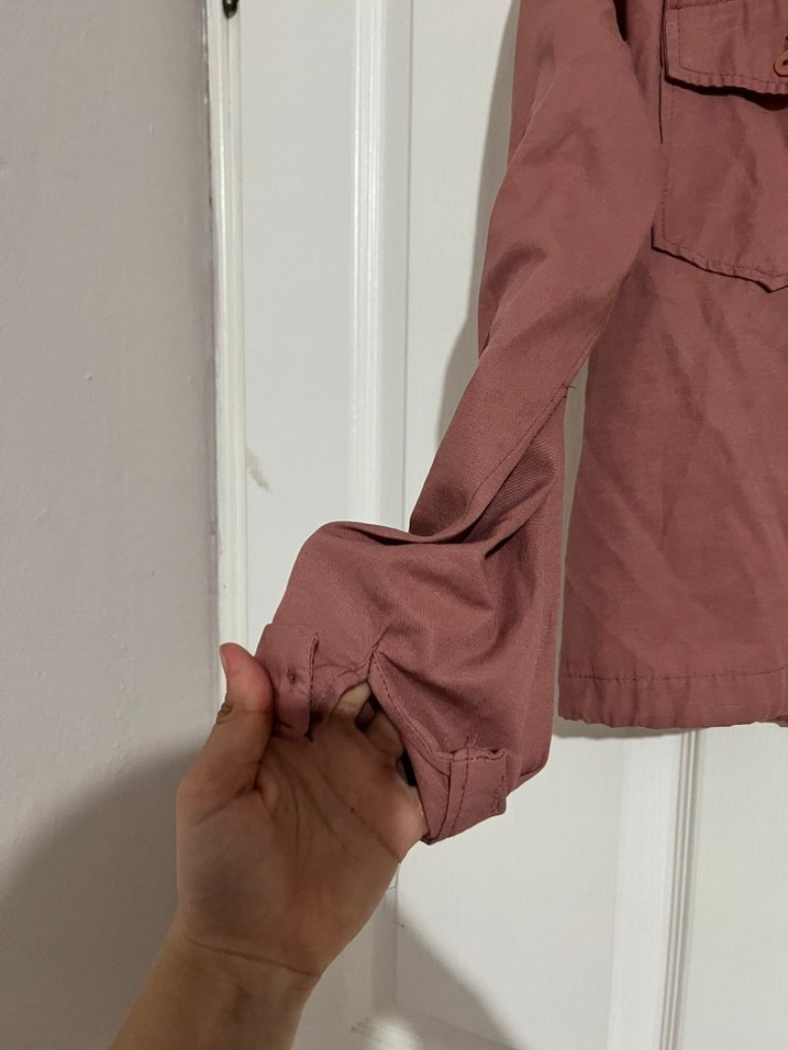 Düğmeli Bej Uzun Kollu Keten Gömlek - Görsel 4