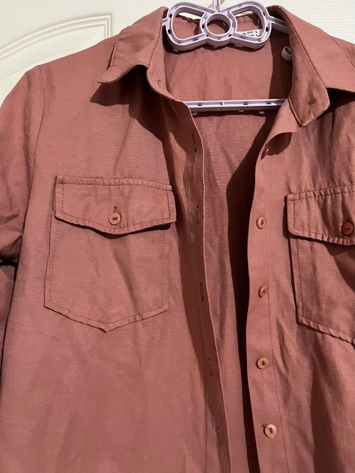 Düğmeli Bej Uzun Kollu Keten Gömlek - Görsel 3