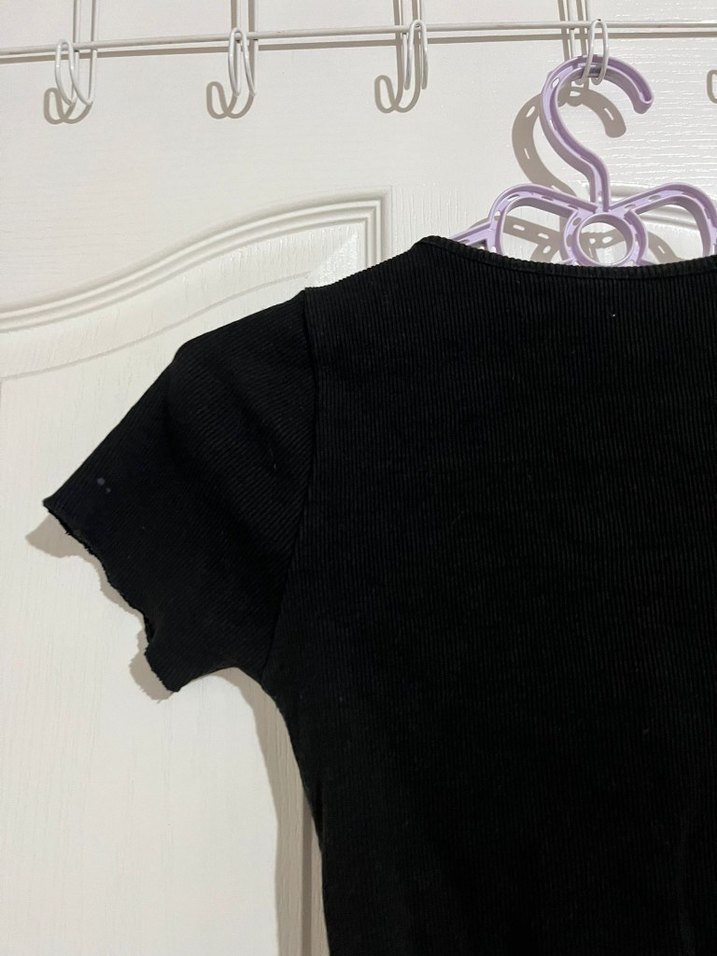 Siyah V Yaka büzgülü Crop Top - Görsel 5