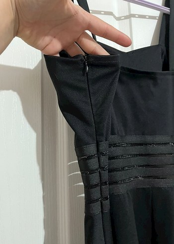 Siyah V Yakalı Midi Strappy Gece Elbisesi - Görsel 11