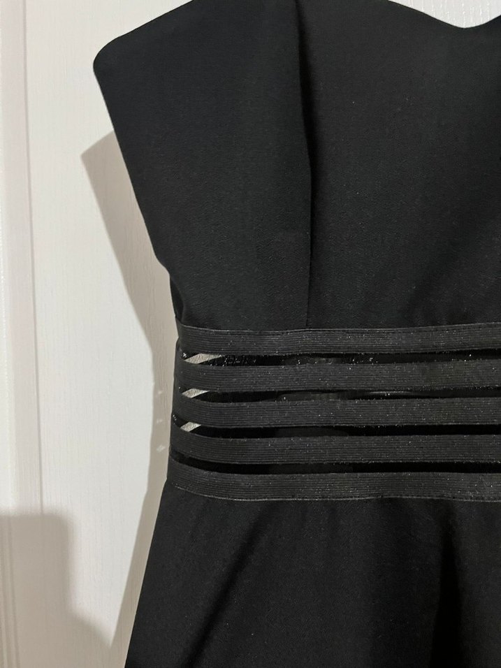 Siyah V Yakalı Midi Strappy Gece Elbisesi - Görsel 3