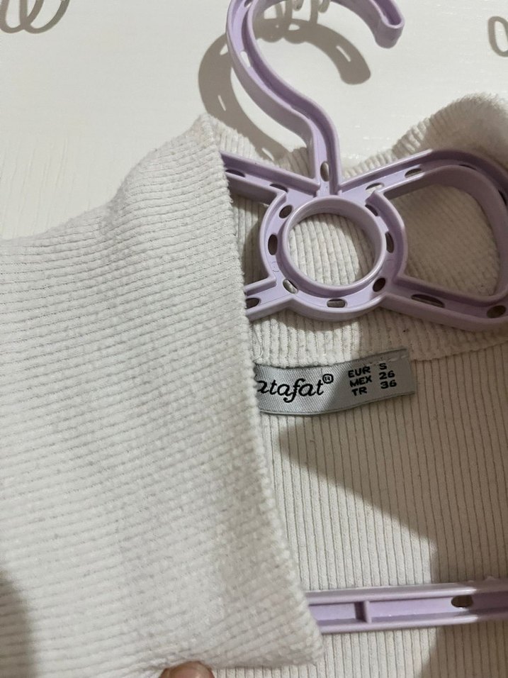 V yaka uzun kollu kadın crop top - Görsel 4