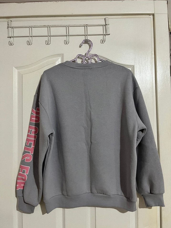 Gri Uzun Kollu Baskılı Sweatshirt - Görsel 4