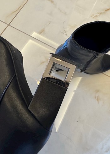 36 Beden siyah Renk Tokalı Siyah Deri Blok Topuklu Kadın Bot
