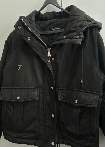 Pull and Bear Mont