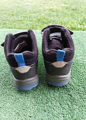 Lumberjack kışlık bot, 29 numara, bir kış kullanıldı, yırtık sök - Görsel 3