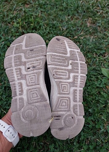 günlük spor ayakkabı, 28 numara, kreşte giydirdim, fileli ayak r - Görsel 5