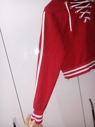 m Beden kırmızı cropsweat