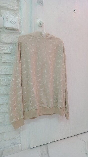 Kapşonlu sweatshirt 