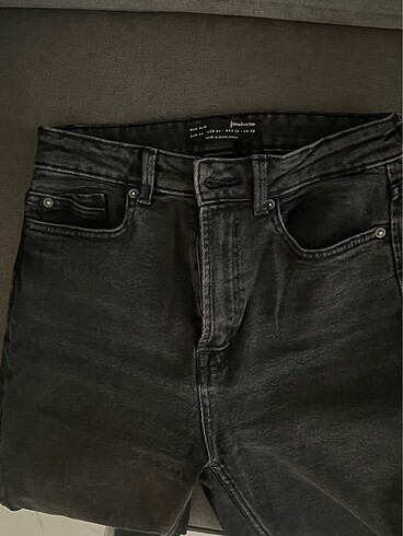 36 Beden Stradivarius Mom Jean