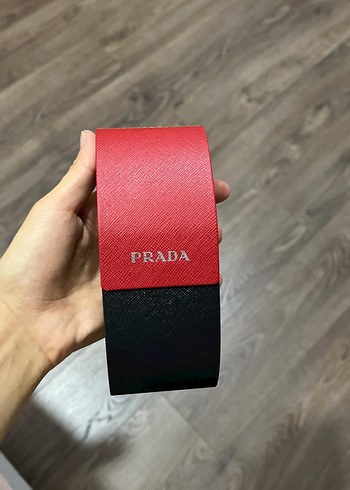 Prada güneş gözlüğü - Görsel 6