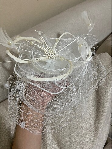 Diğer Nikah Şapkası