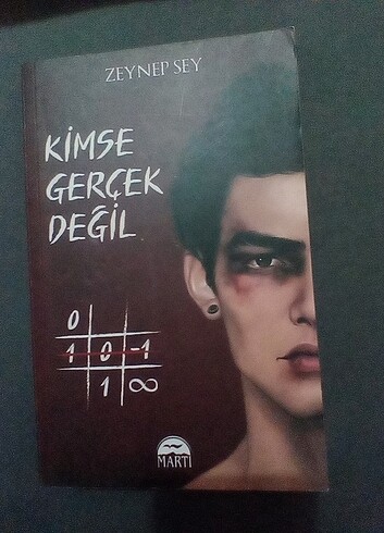 Kimse gerçek değil Zeynep sey