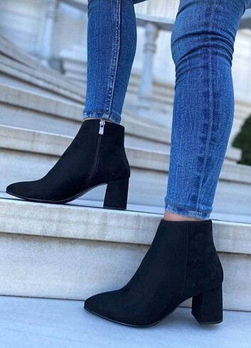 Siyah nubuk ici yumusak pedli kısa bot 6 cm topuk 