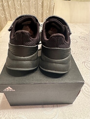 29 Beden siyah Renk Adidas Ayakkabi