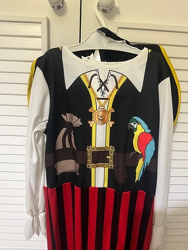 H&M H&M korsan Kostumu