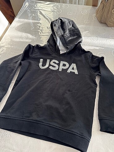 Us polo sweatshirt