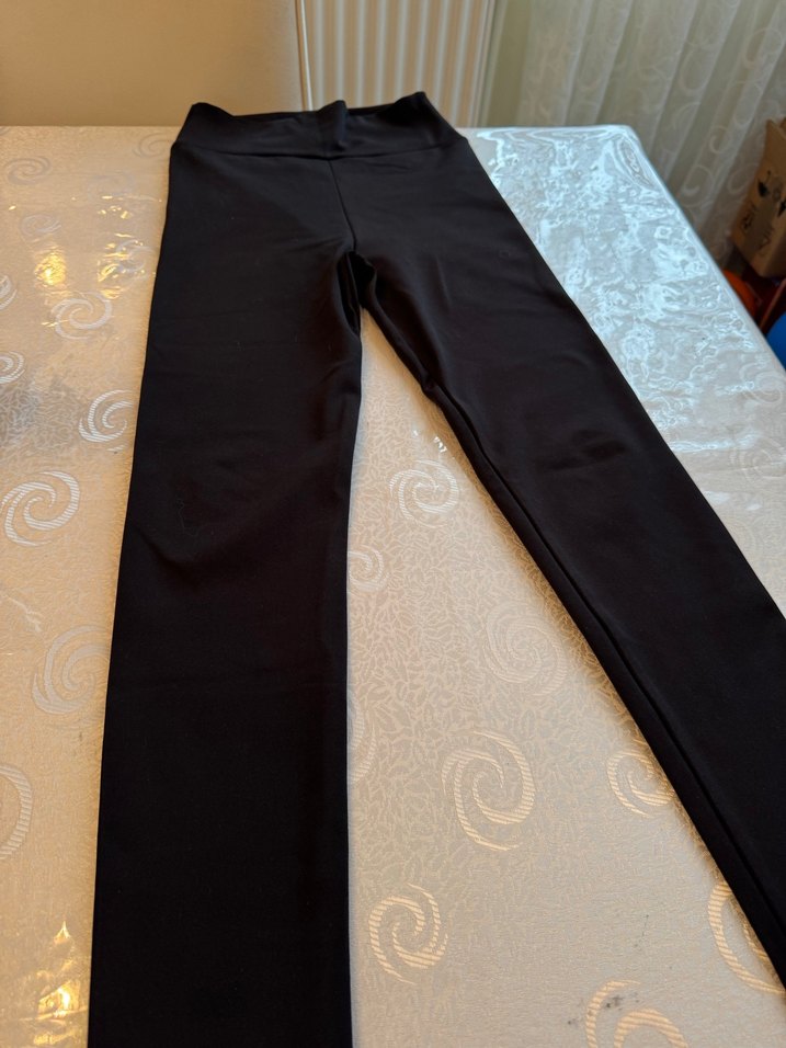 Siyah Kadın Tayt - Görsel 2