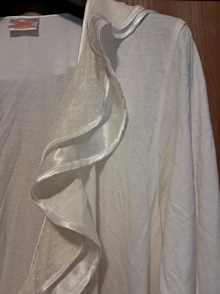 Uzun Beyaz Kadın Sabahlık - Görsel 4