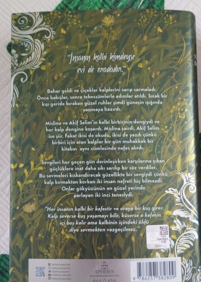 MÜREKKEBE BOYANAN SARDUNYA (ciltli)  - Görsel 5