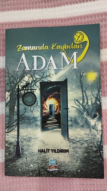 ZAMANDA KAYBOLAN ADAM