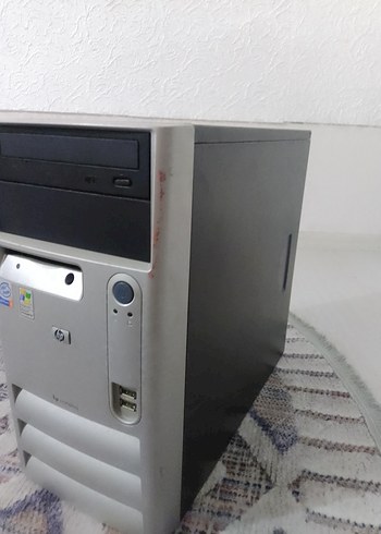 Beyaz Masaüstü Bilgisayar Kasası