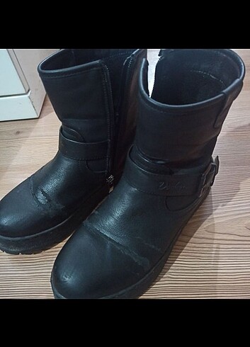 38 Beden siyah Renk 38 numara Dockers kadın bot