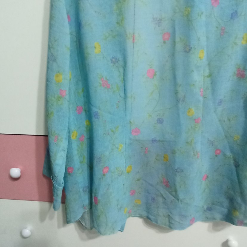 Mavi Çiçek Desenli fakir Kollu Keten Gömlek m beden - Görsel 5