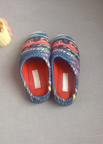 Erkek Çocuk Renkli Örgü Sıcak Ev Terliği - Görsel 2