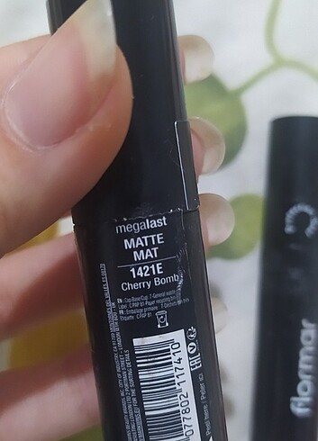 Beden bordo Renk flormar wet n wild