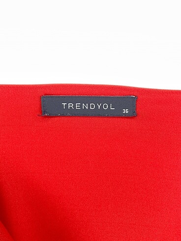 36 Beden kırmızı Renk Trendyol & Milla Kısa Elbise %70 İndirimli.