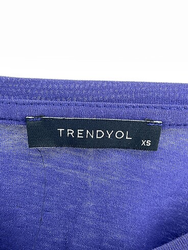 xs Beden mor Renk Trendyol & Milla T-shirt %70 İndirimli.