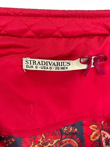 s Beden kırmızı Renk Stradivarius Mont %70 İndirimli.