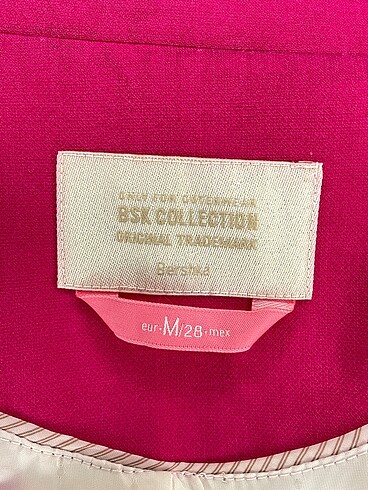 m Beden pembe Renk Bershka Blazer %70 İndirimli.