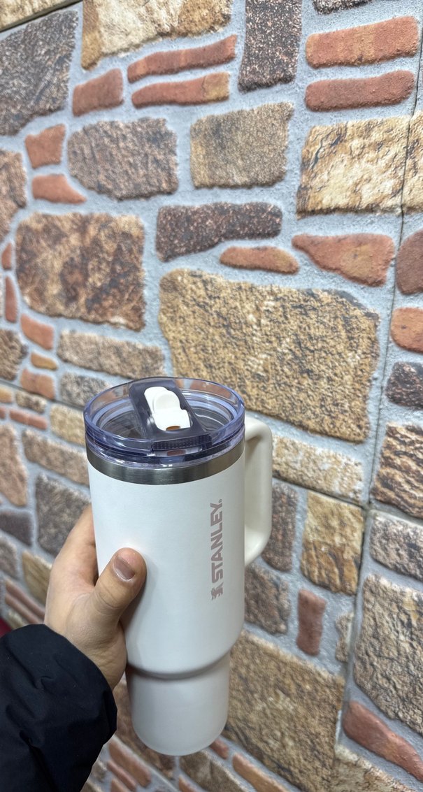 Stanley Beyaz Termos 1.18 ml - Görsel 2