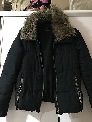 Bershka mont