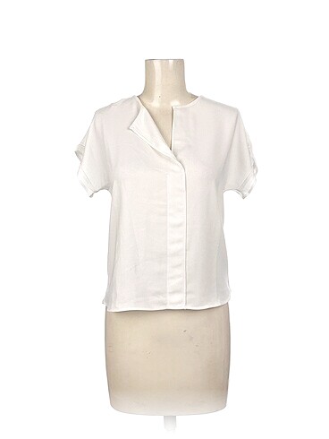 Zara Bluz %70 İndirimli.