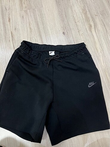 Nike Tech Fleece