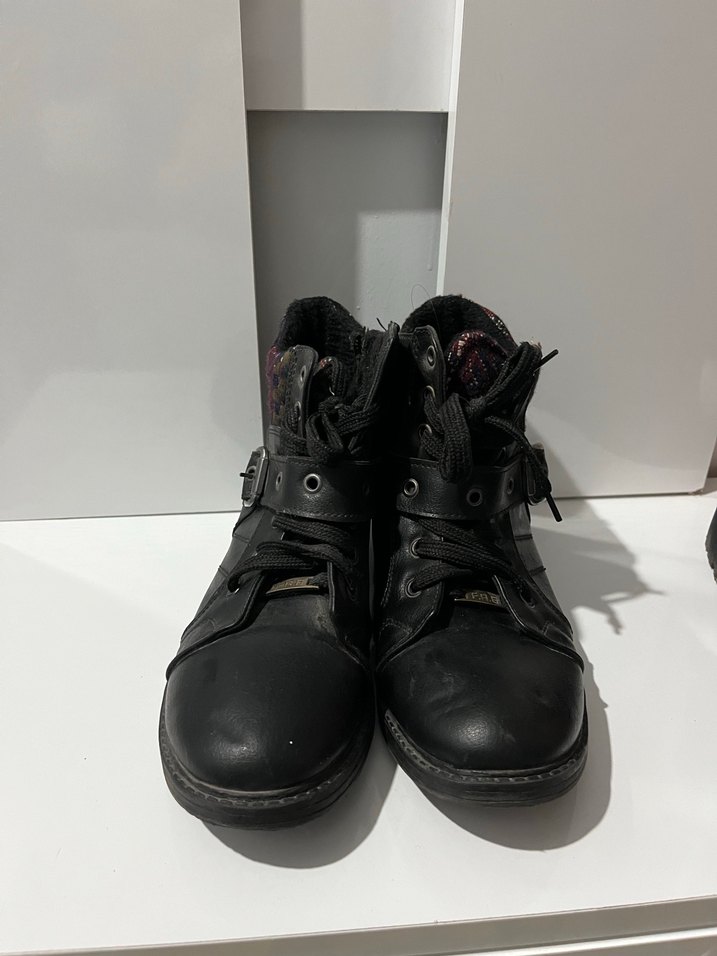 Kadın siyah deri bot - Görsel 2