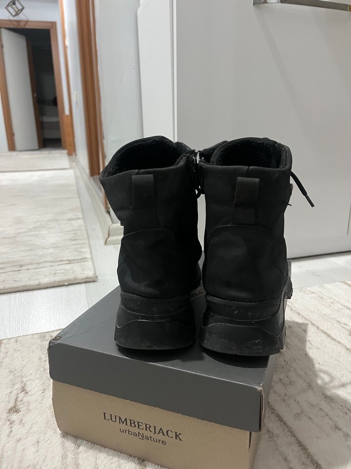 Siyah kadın bot - Görsel 3