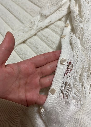 Dantel Detaylı Beyaz İnce Triko Kadın Kazak - Görsel 4