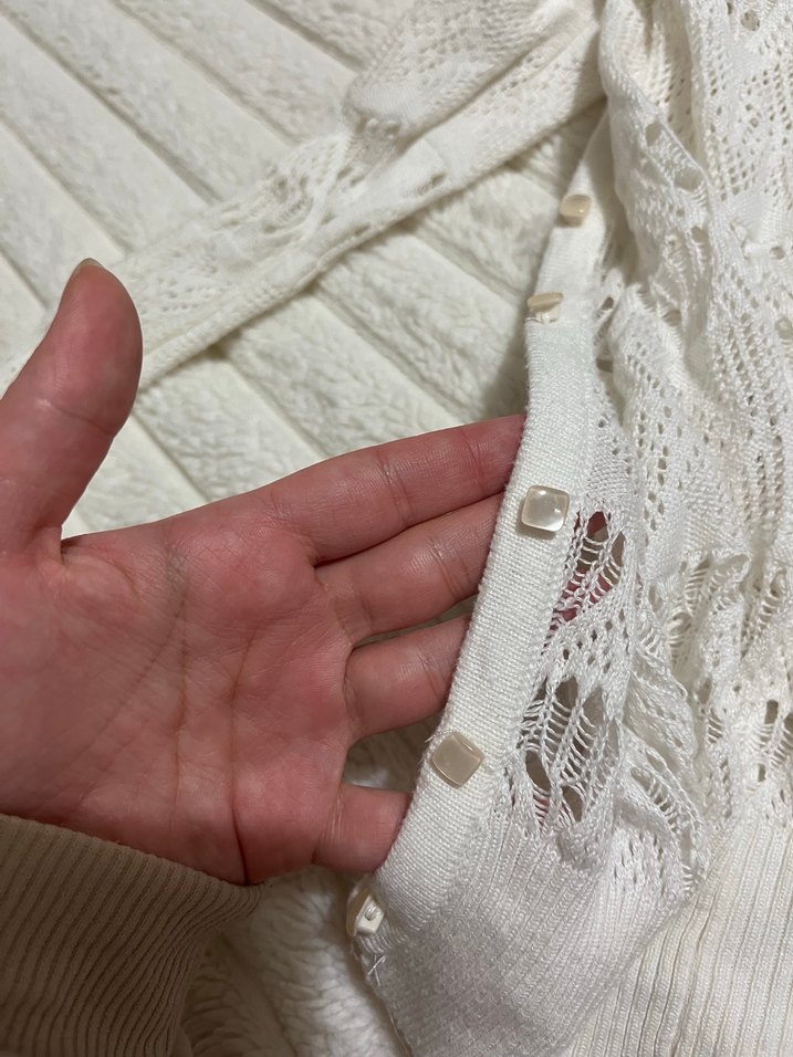 Dantel Detaylı Beyaz İnce Triko Kadın Kazak - Görsel 4