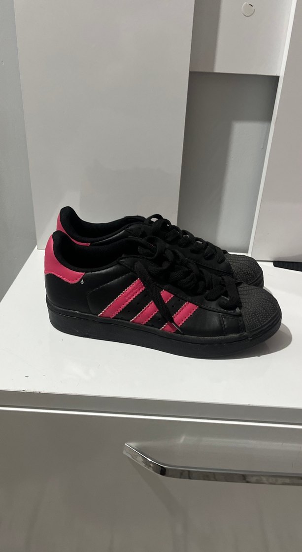 Kadın Siyah-Pembe Çizgili Spor Ayakkabı - Görsel 3