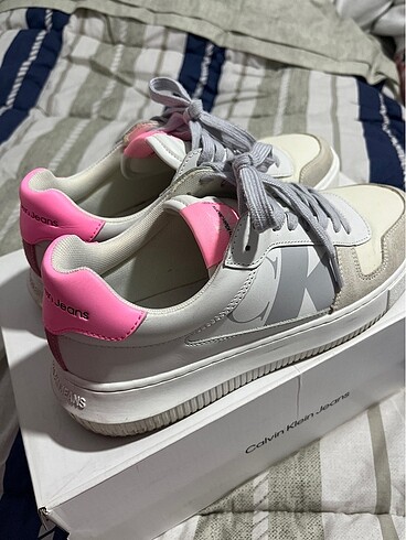 40 Beden Calvin klein sneaker
